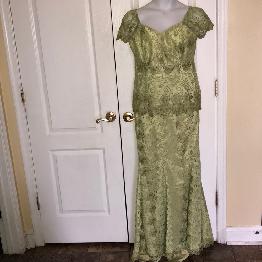 Lemon green French lace 2pcs top and skirt set